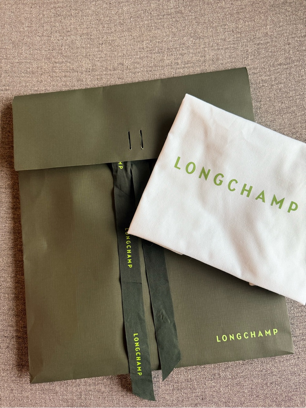LONGCHAMP Dustbag & Packaging